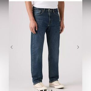Levi's 504 Men's Medium Wash Blue Straight Leg Jeans in Size W36 L32